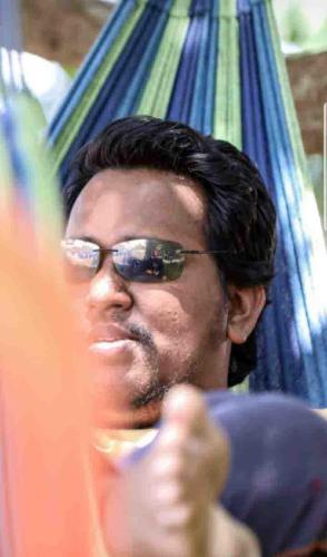 JJ Jitu Jitendra pose 2